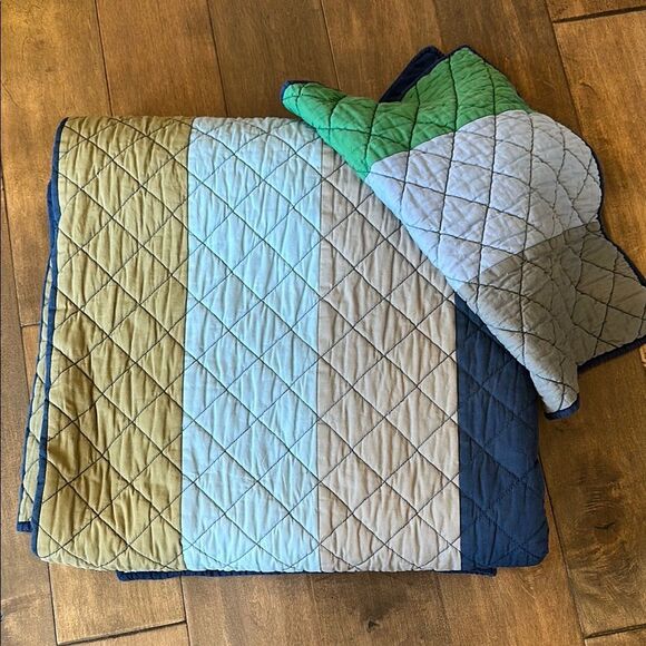 Pottery Barn Kids Green and Blue Full/Queen Quilted Bedding - Picture 1 of 5